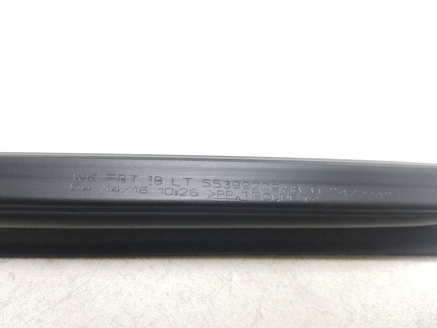 11 - 22 Dodge Durango Door Window Belt Seal Front Driver Side Left OEM
