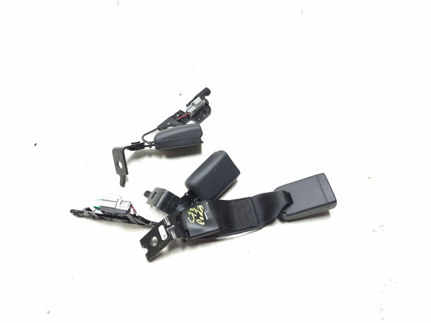 2019 Tesla Model 3 Rear Seat Belt Buckle Latch 3pcs OEM