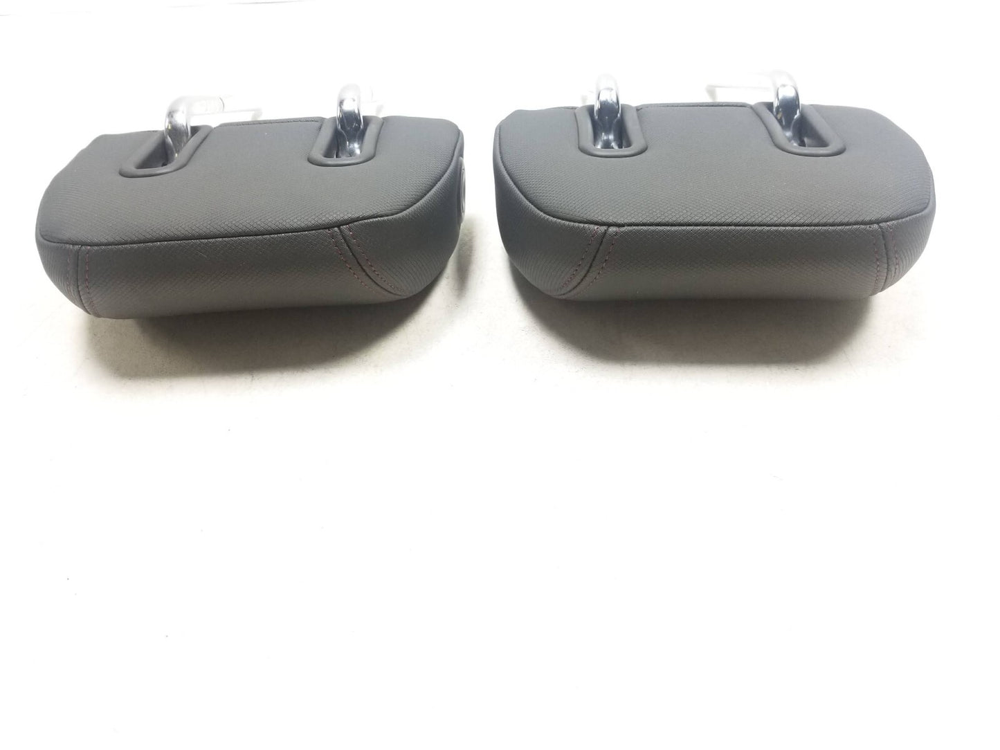 2022 Chevrolet Trailblazer Rs Headrest Rear Seat Left & Right OEM