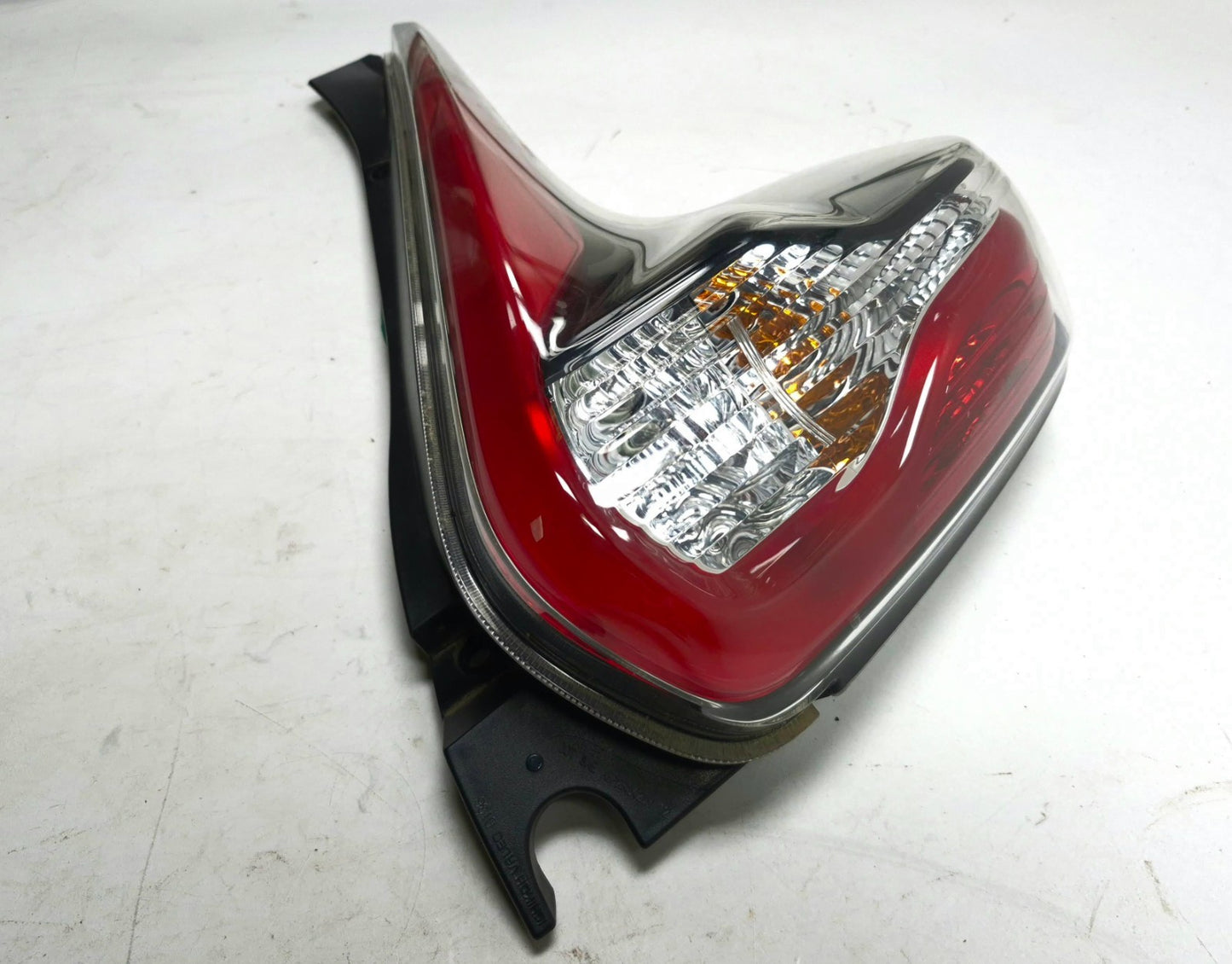 2015 Nissan Juke Tail Light Left & Right Pair OEM