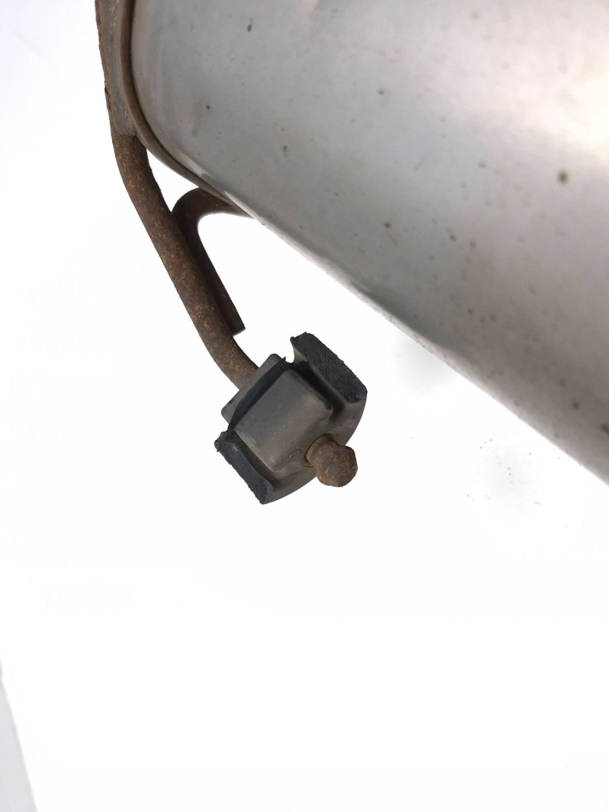 2011 Nissan Juke Rear Exhaust Muffler OEM