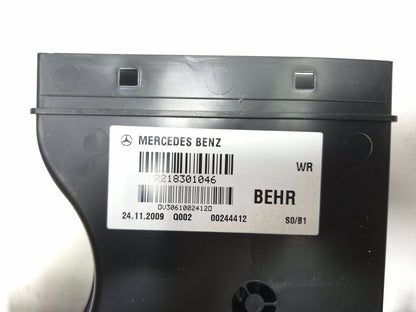 2010 Mercedes S400 Rear Passenger Air Deflector Duct OEM