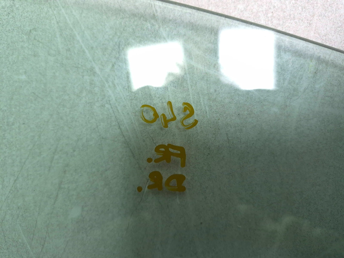 2011 Volvo S40 Front Door Window Glass Driver Side Left OEM