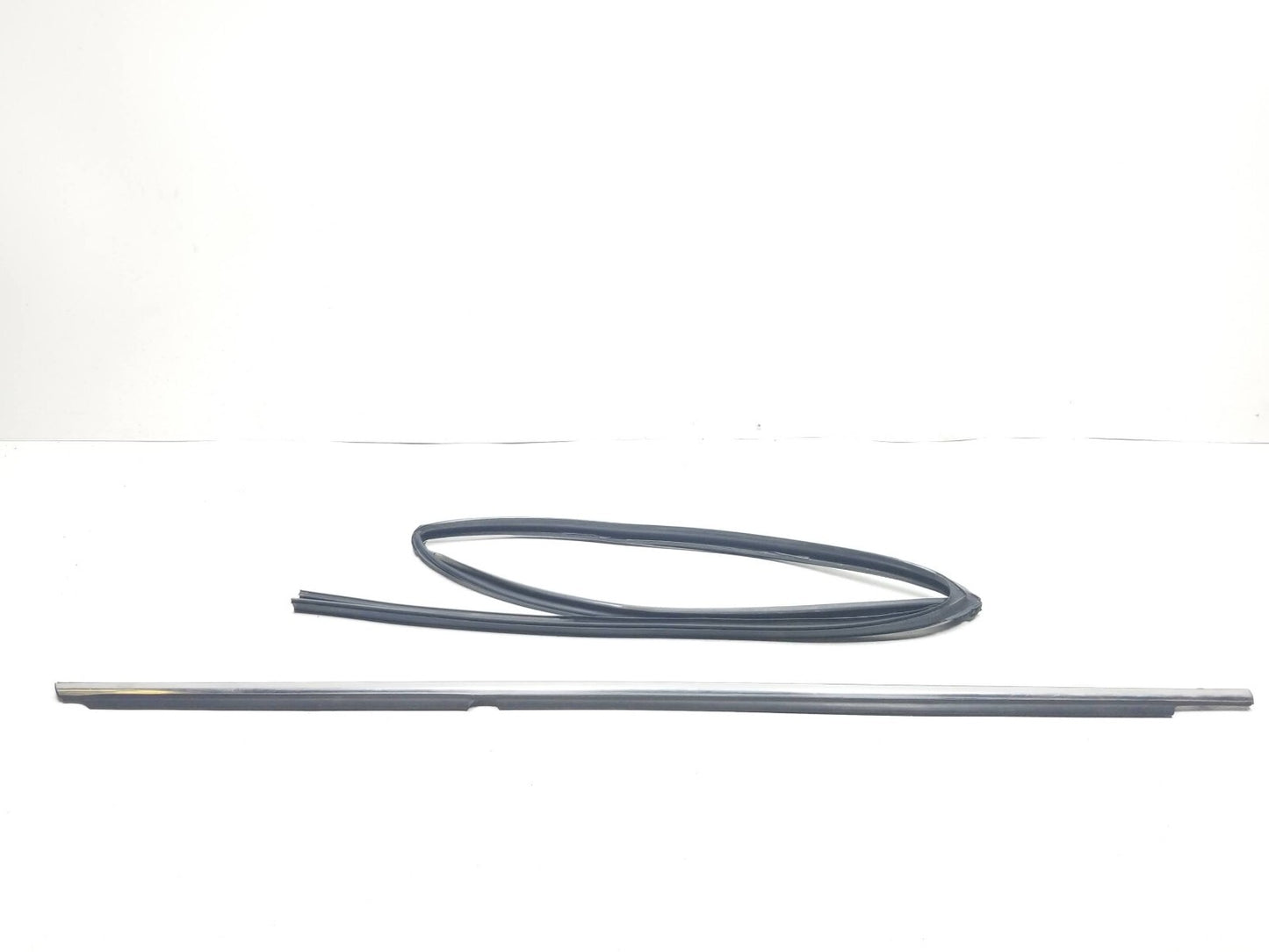 2007-2011 Toyota Camry Door Window Seal & Belt Rear Driver Side Left OEM