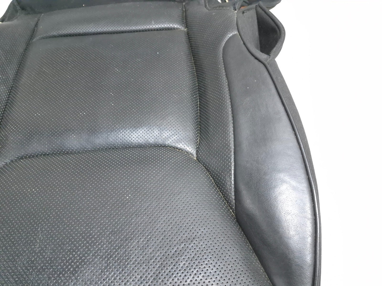 2018 Chrysler 300 Limited AWD Seat Cushion Front Passenger Side Lower OEM