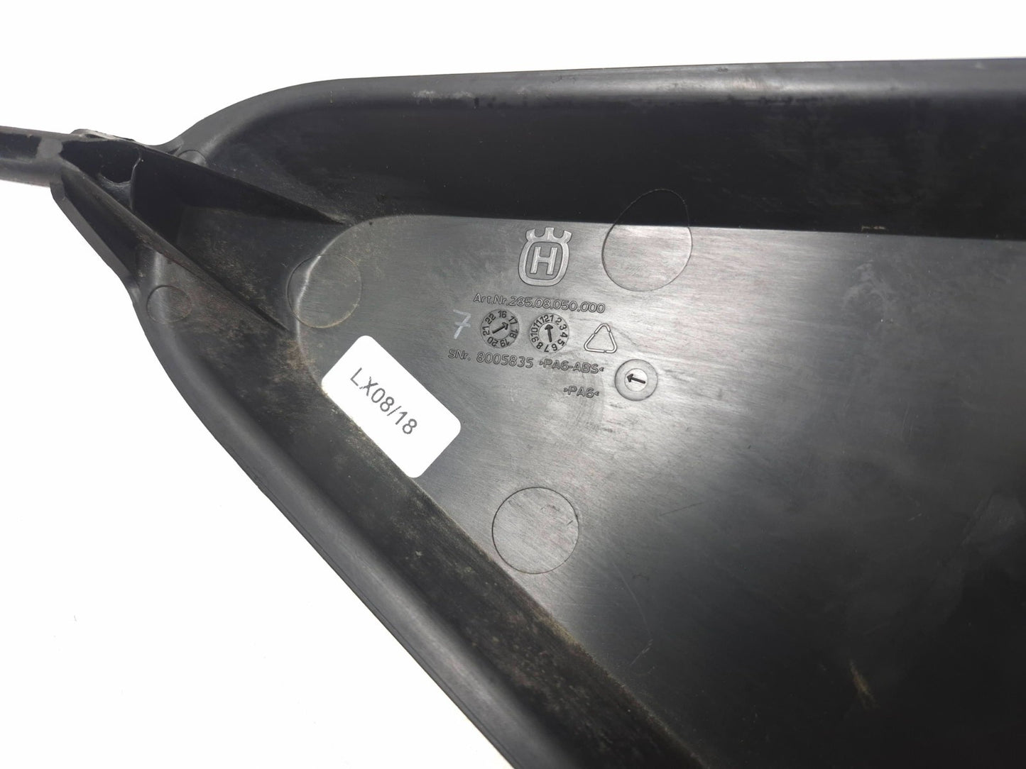 2018 Husqvarna Svartpilen 401 Fairing Cowl Body Trim Left & Right OEM