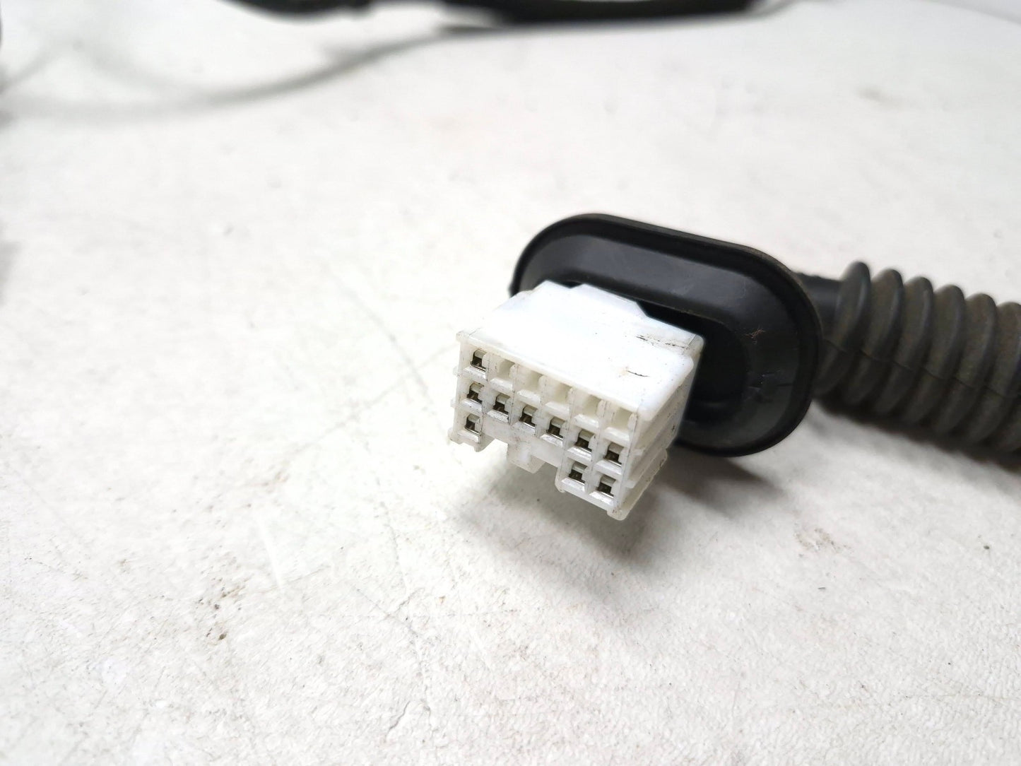 2014 Hyundai Accent Rear Right Door Wire Harness OEM 91660-1r033