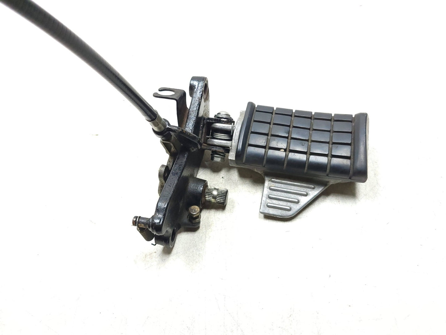 1986 Kawasaki Vulcan 750 Vn750 Right Front Foot Peg & Bracket OEM