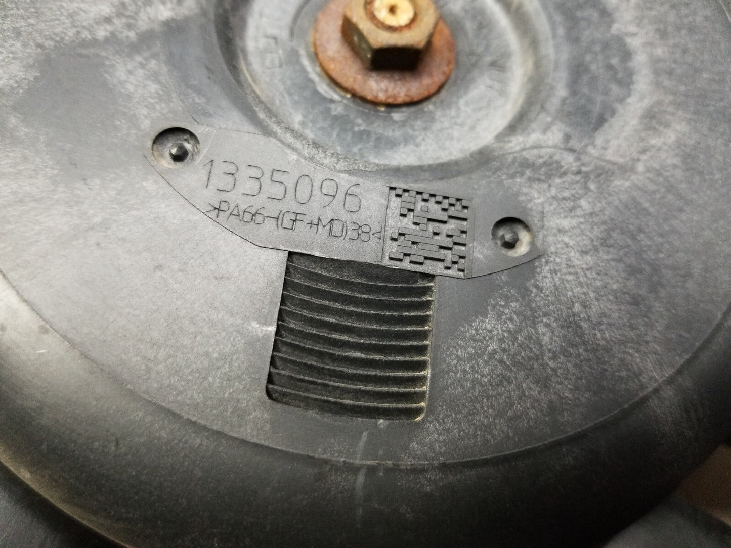 2007 - 2010 Ford Focus Radiator Fan Motor Assembly OEM