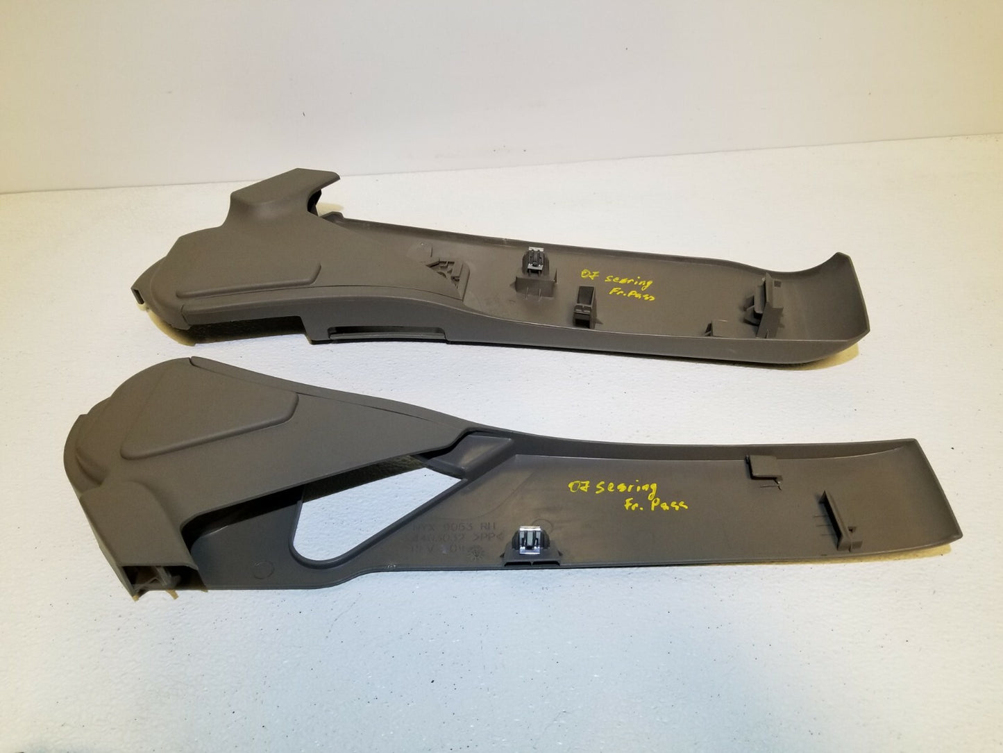 2007 Chrysler Sebring Front Passenger Seat Trim Cover Panel 4pcs OEM