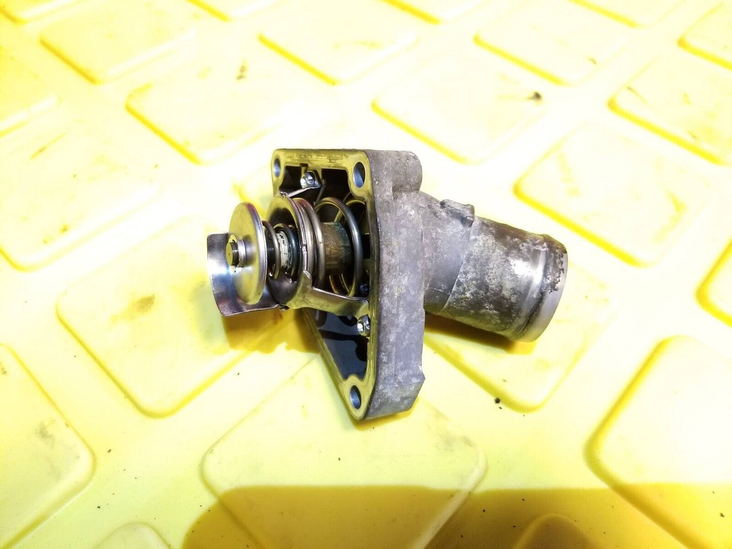 09-13 Infiniti G37 X Thermostat Housing Vq37vhr OEM ✅