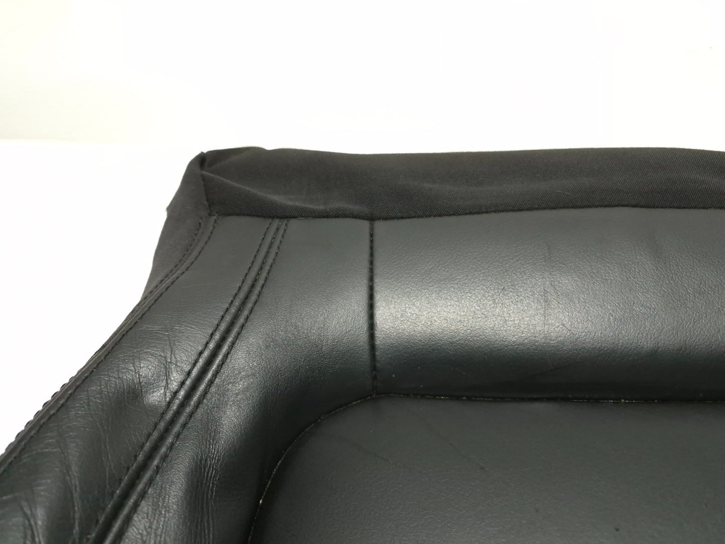 2011 Volkswagen Tiguan Front Seat Lower Cushion Passenger Side Right OEM