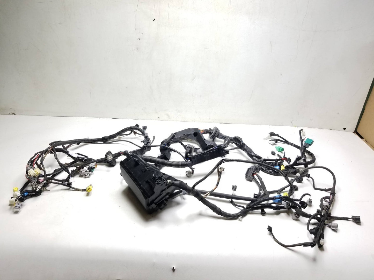 11-17 Lexus CT200h Fuse Box Wire Harness Oem✅