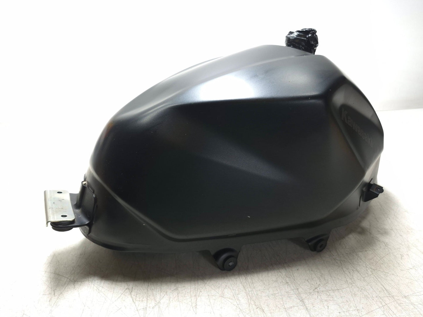 2019 Kawasaki Z400 Er400d Fuel Tank OEM