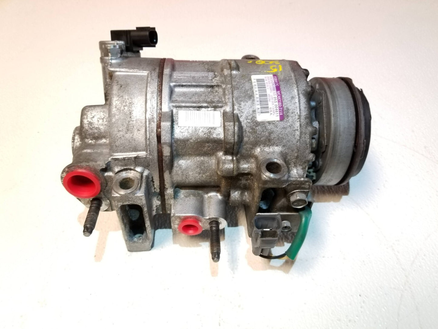 15-19 Chrysler 300 3.6l AC Compressor 68160395ae OEM *need Pulley*