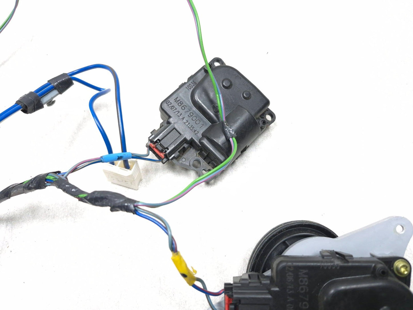 2013 Dodge Grand Caravan HVAC Heater Vent Flap Motor Actuator W/ Wiring Oem✅
