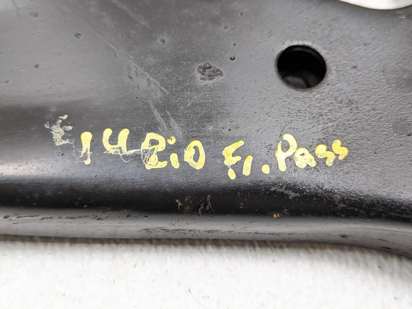 2014 Kia Rio Front Lower Control Arm Left & Right OEM