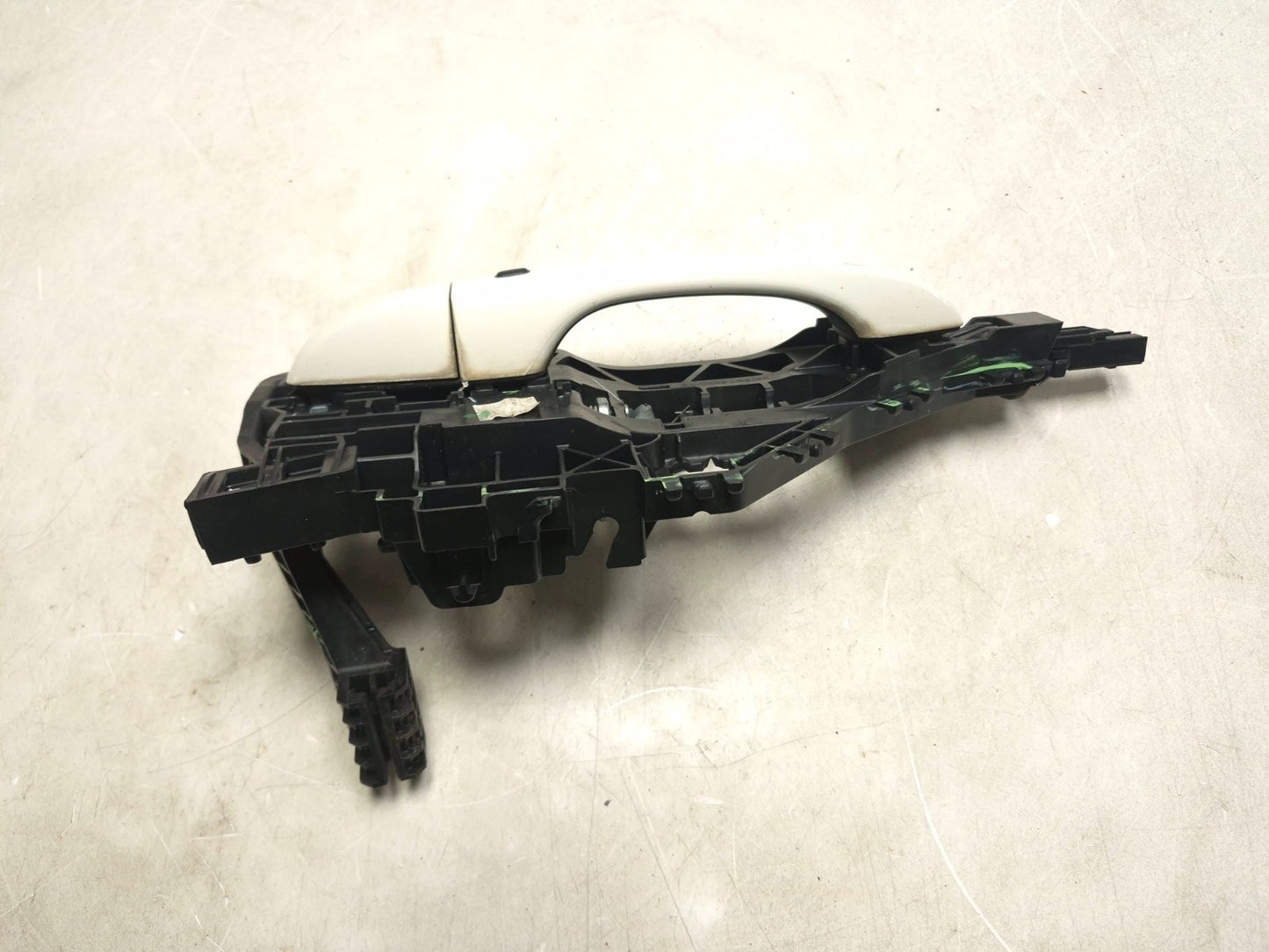 2017 Dodge Journey Front Exterior Door Handle Passenger Side Right OEM