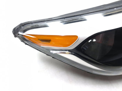 2015 Kia Soul Headlight Passenger Side Right OEM