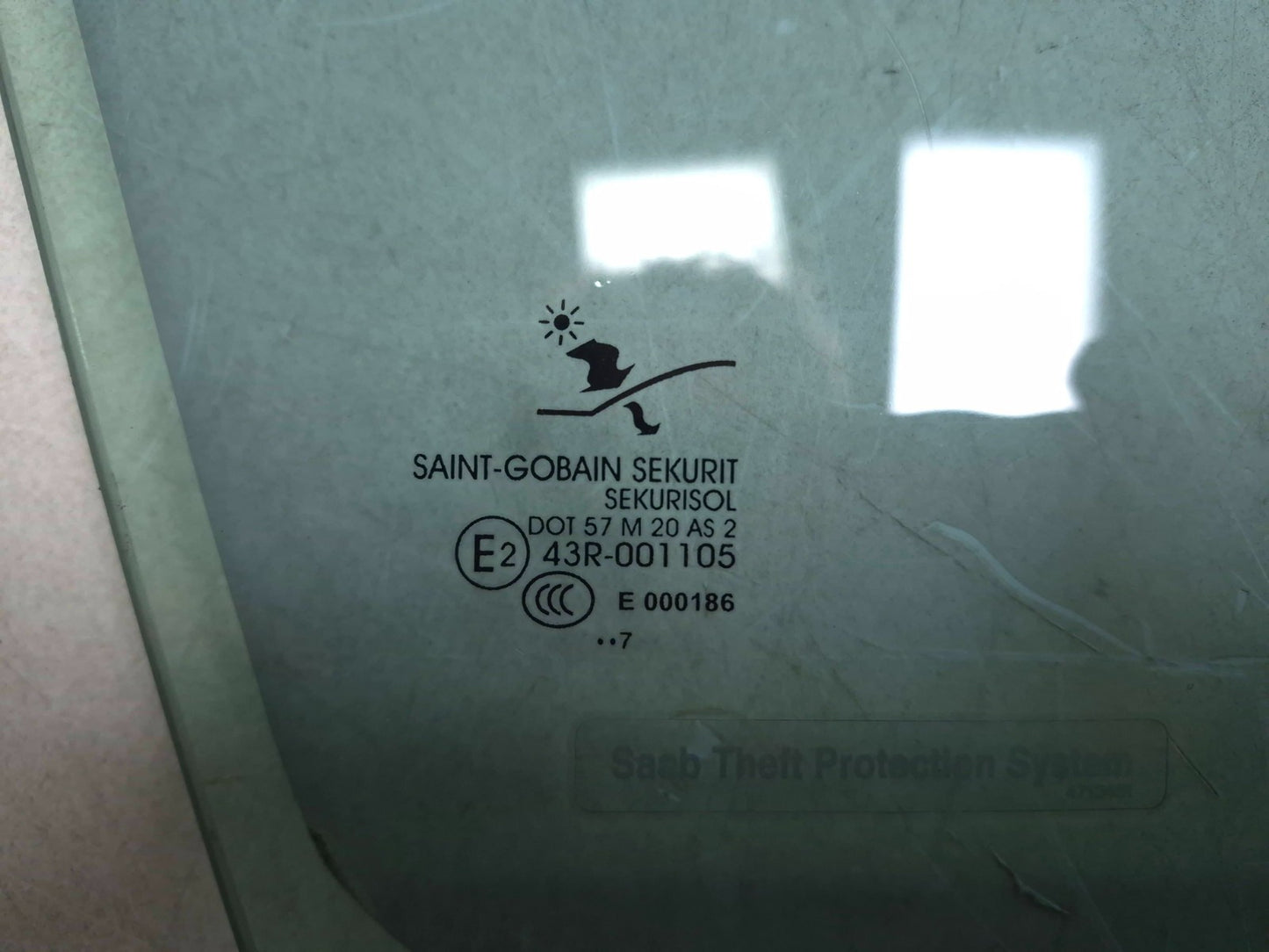 2007 Saab 9-5 Aero Front Passenger Window Glass OEM
