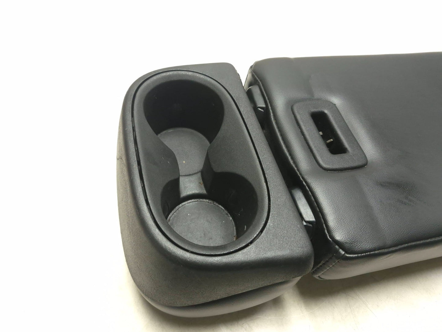 2017 Dodge Journey Rear Seat Armrest 2 Row With Headrest Center OEM