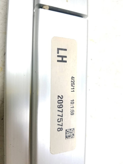 2011 Cadillac SRX Rear Compartment Floor Panel Rail Left & Right OEM ☑️