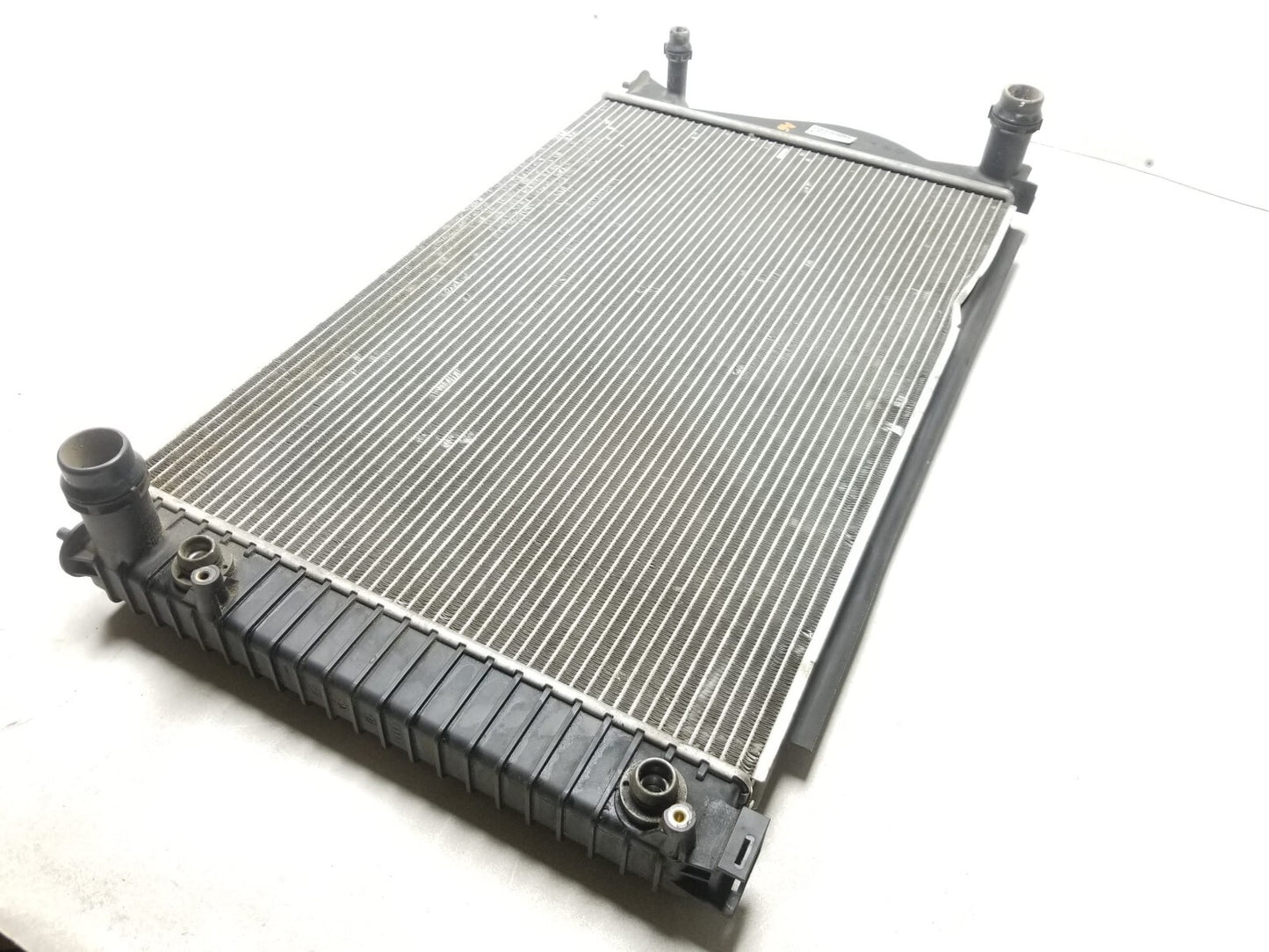 2006 Audi A6 Engine Radiator 3.2l OEM
