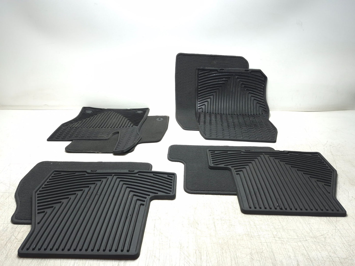 2017 Ford Focus St Floor Mat 8 Pcs OEM