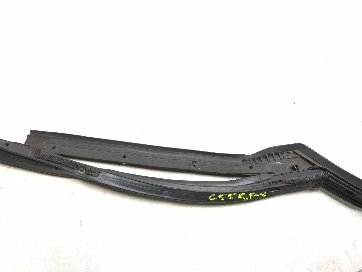 2018 Nissan Altima Rear Door Weatherstrip Seal Passenger Side Right 5pcs OEM