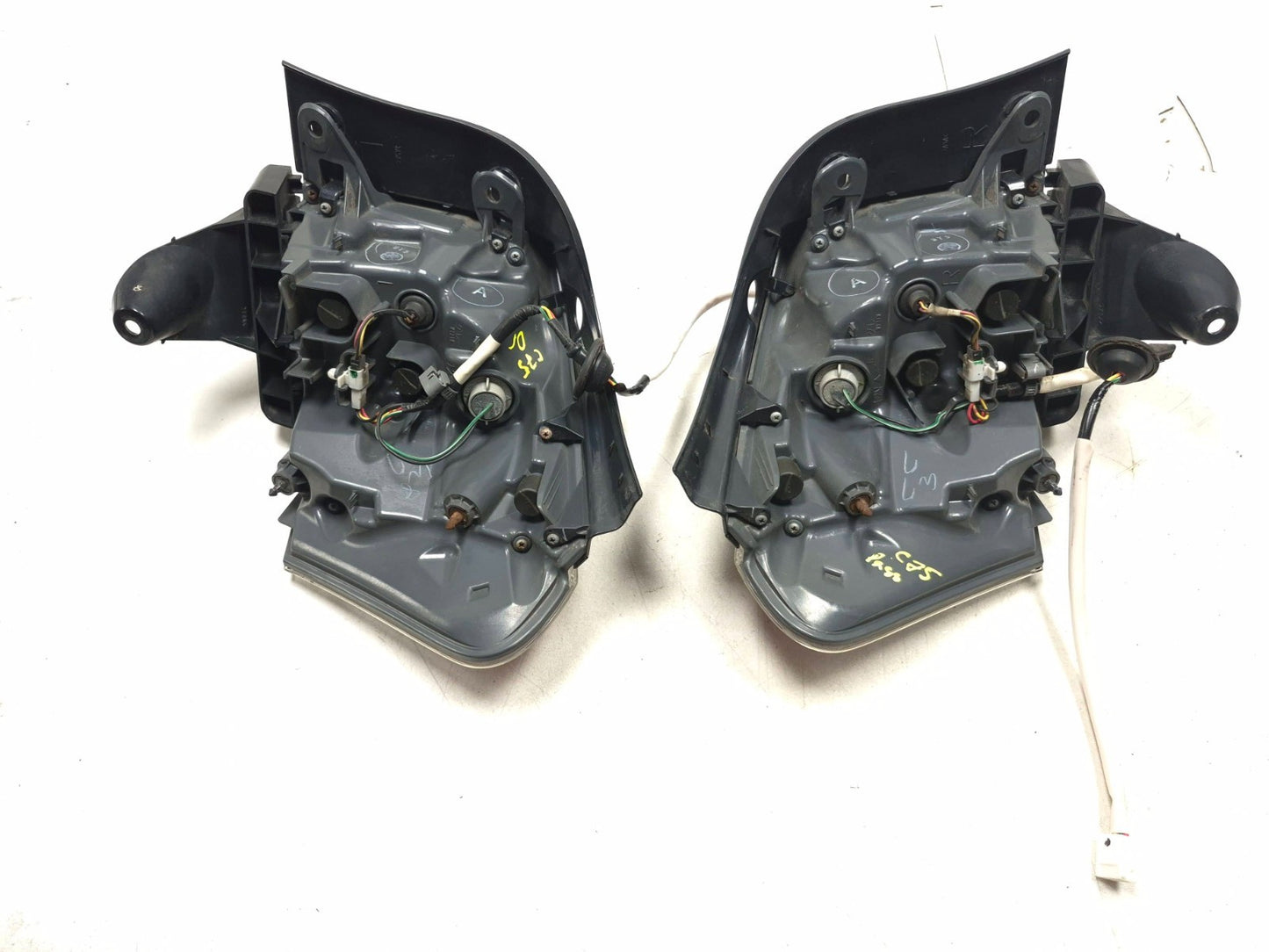 2010 Lexus Hs250h Tail Light Outer Left & Right OEM