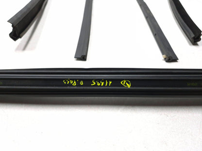 2011 BMW 535i F10 Rear Door Window Belt &weatherstrip Seal Passenger Side Rh OEM