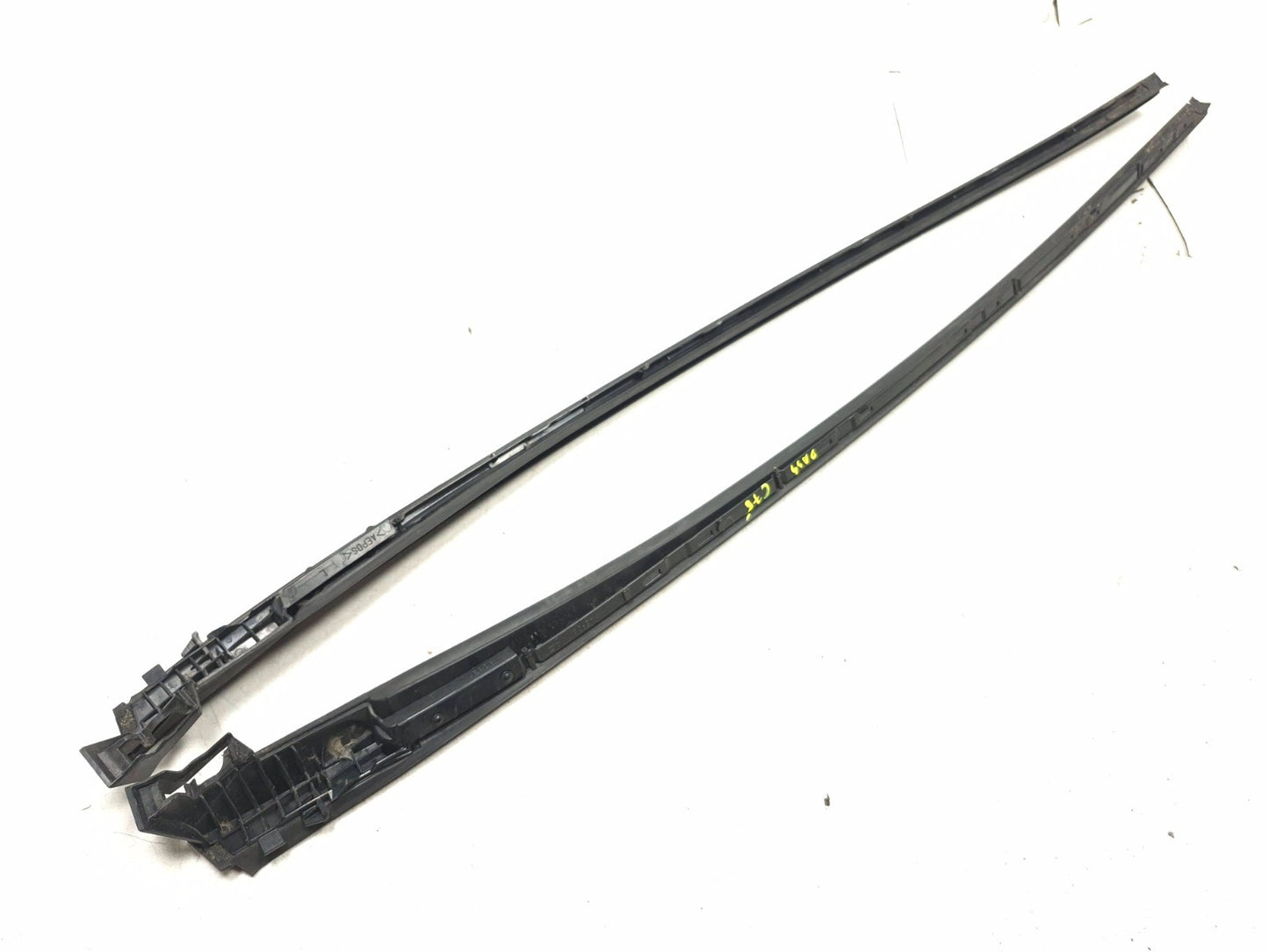 2010 Lexus Hs250h Front Windshield Molding Left & Right OEM