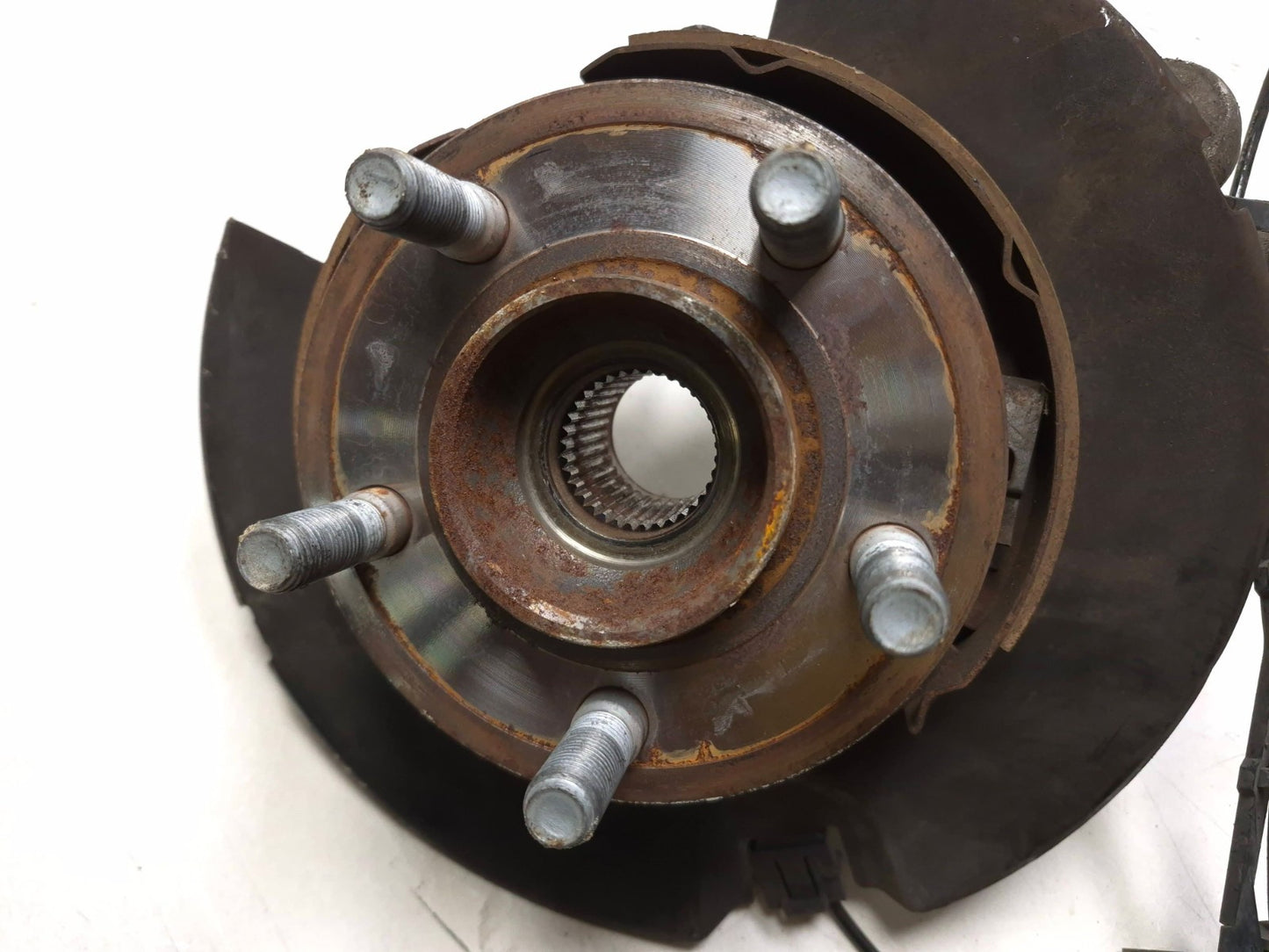 2020 Dodge Challenger 5.7l Rear Spindle Knuckle Wheel Hub Passenger Side OEM