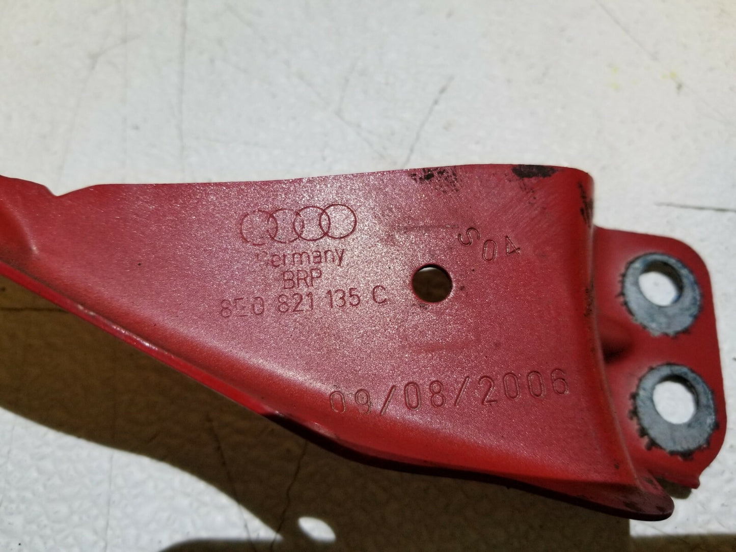 06 07 08 Audi A4 Fender Support Bracket Left & Right 2pcs OEM 85k