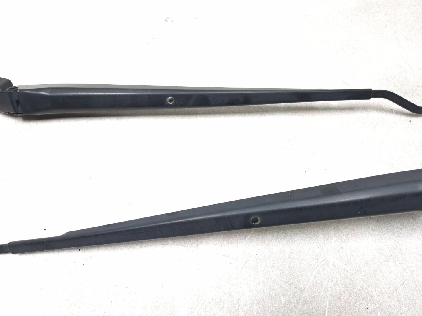 2013 Dodge Grand Caravan Windshield Wiper Arm Pair Oem✅