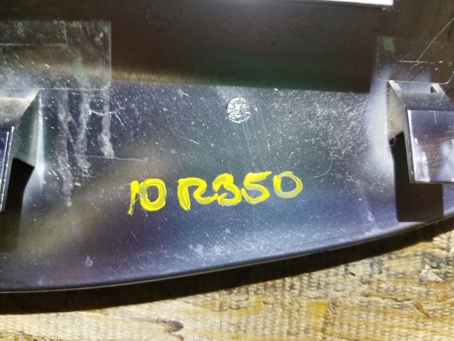 2010 Mercedes R350 Center Console Trim OEM