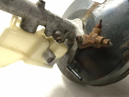 2007 Toyota Corolla Matrix Power Brake Booster W/ Master Cylinder OEM