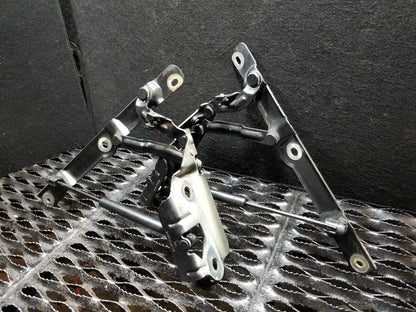 2005 Chrysler Sebring Trunk Hinge 2pcs OEM