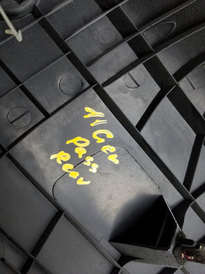 09-16 Hyundai Genesis Coupe Rear Quarter C Pillar Trim Cover Left & Right OEM