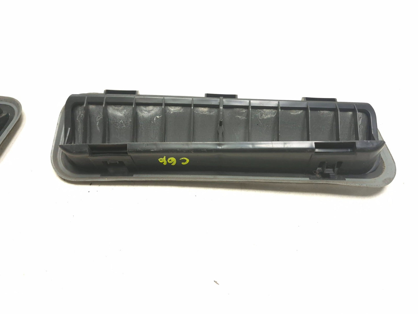 2012 Hyundai Sonata Rear Quarter Panel Air Vent Grille 2pcs OEM