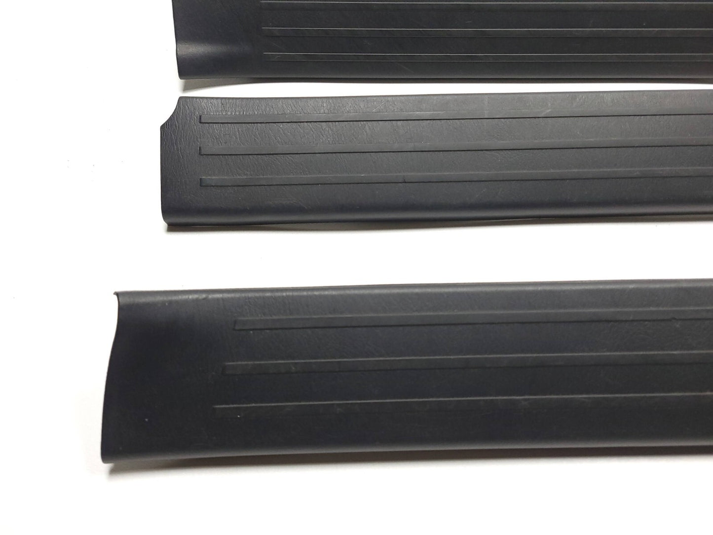 2007 - 2015 Mazda Cx-9 Door Scuff Plate Trim Front & Rear 8pcs OEM