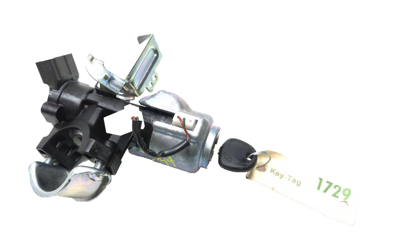 2014 Hyundai Accent Ignition Switch Cylinder With Key OEM 81910-1r110