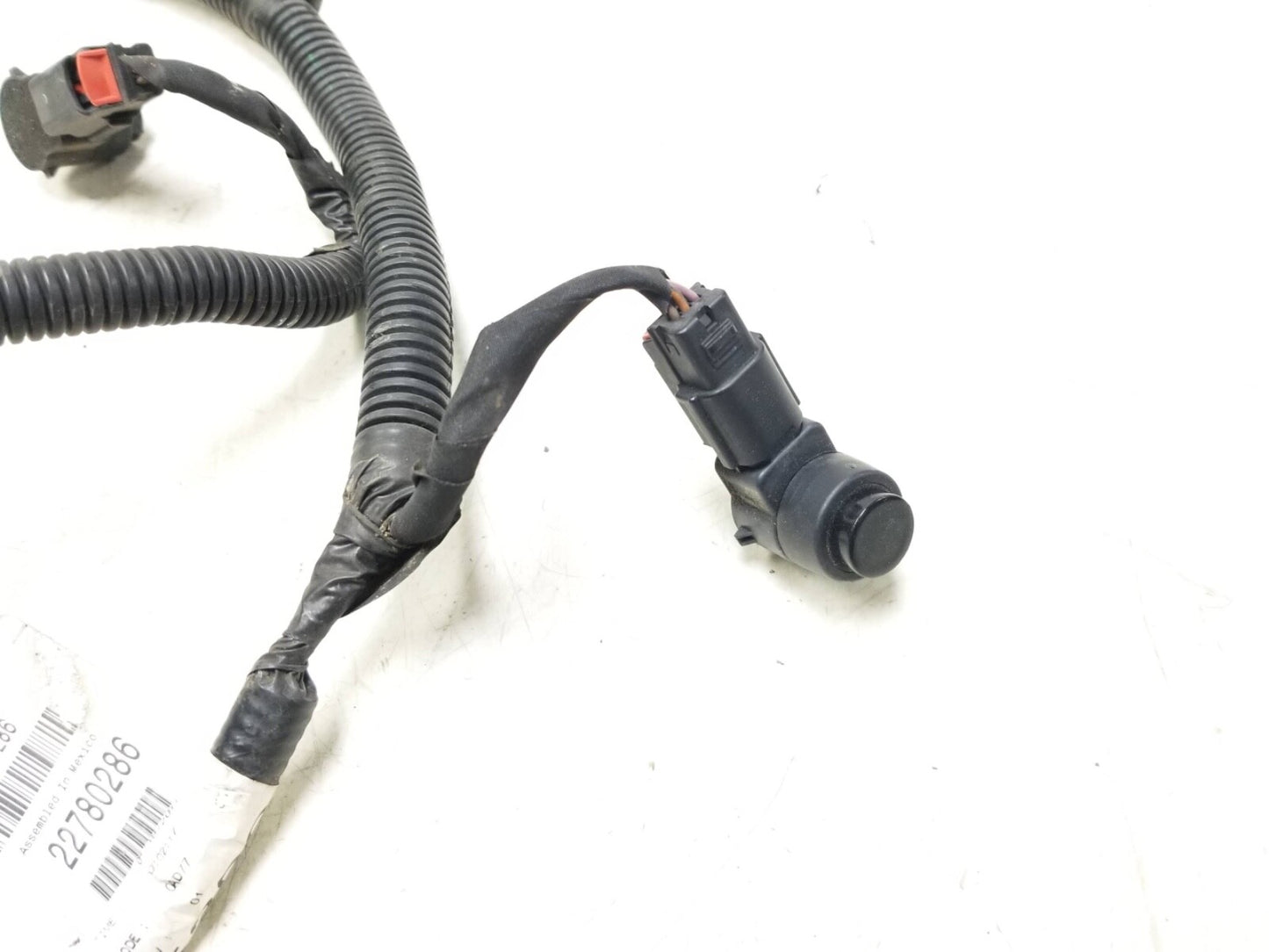 2010 - 2016 Cadillac SRX Rear Bumper Parking Sensors W/ Wire OEM