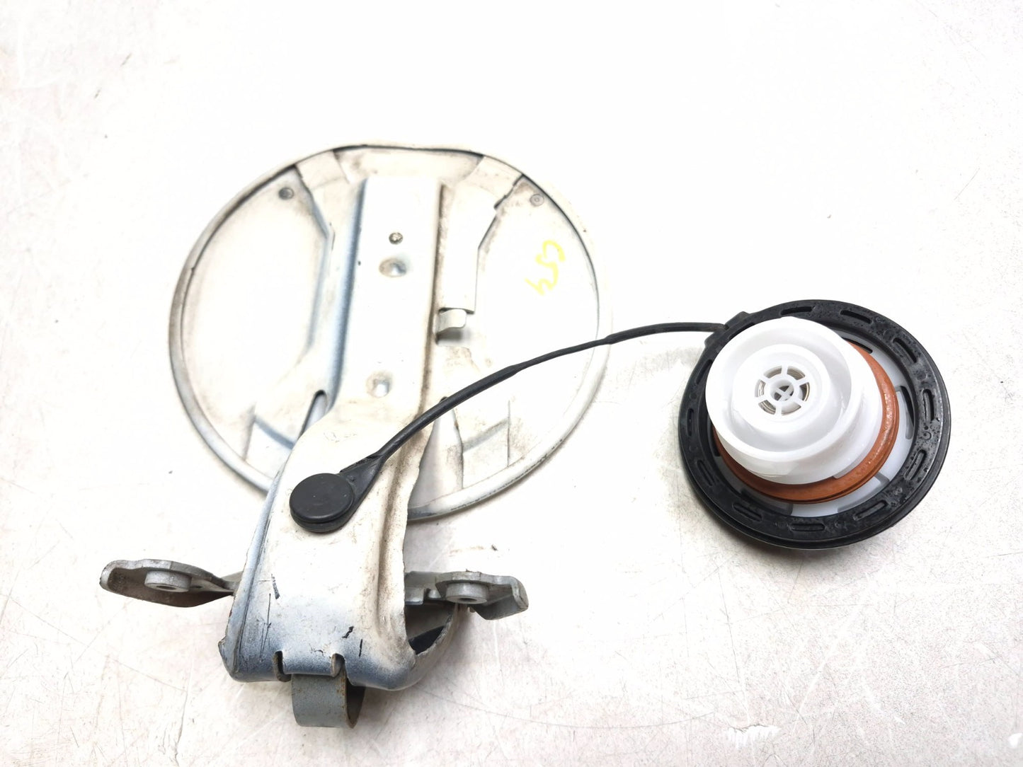 2008 Lincoln Navigator Fuel Filler Door & Cap OEM