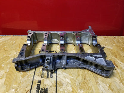 2017 Nissan Rogue 2.5l Crankshaft Bracket Support Plate OEM