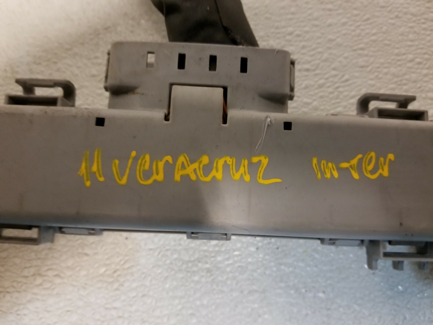 2011 Hyundai Veracruz Interior Floor Wiring Harness OEM