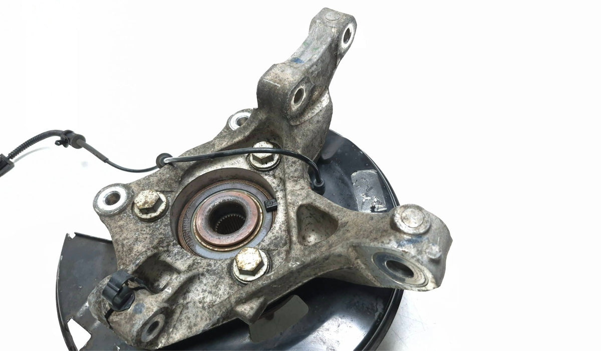 2012 Chevrolet Cruze Front Spindle Knuckle W/hub Right Passenger Side OEM