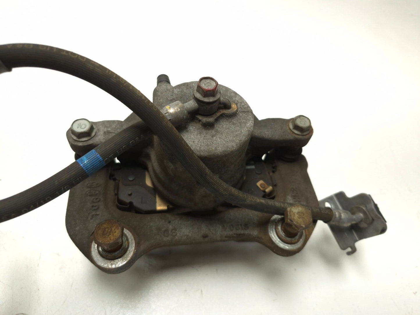 2019 Hyundai Kona Front Brake Caliper Left & Right Pair OEM