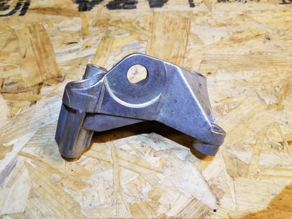 2006 Audi A8 4.2l Automatic Transmission Mount Bracket 4pcs OEM