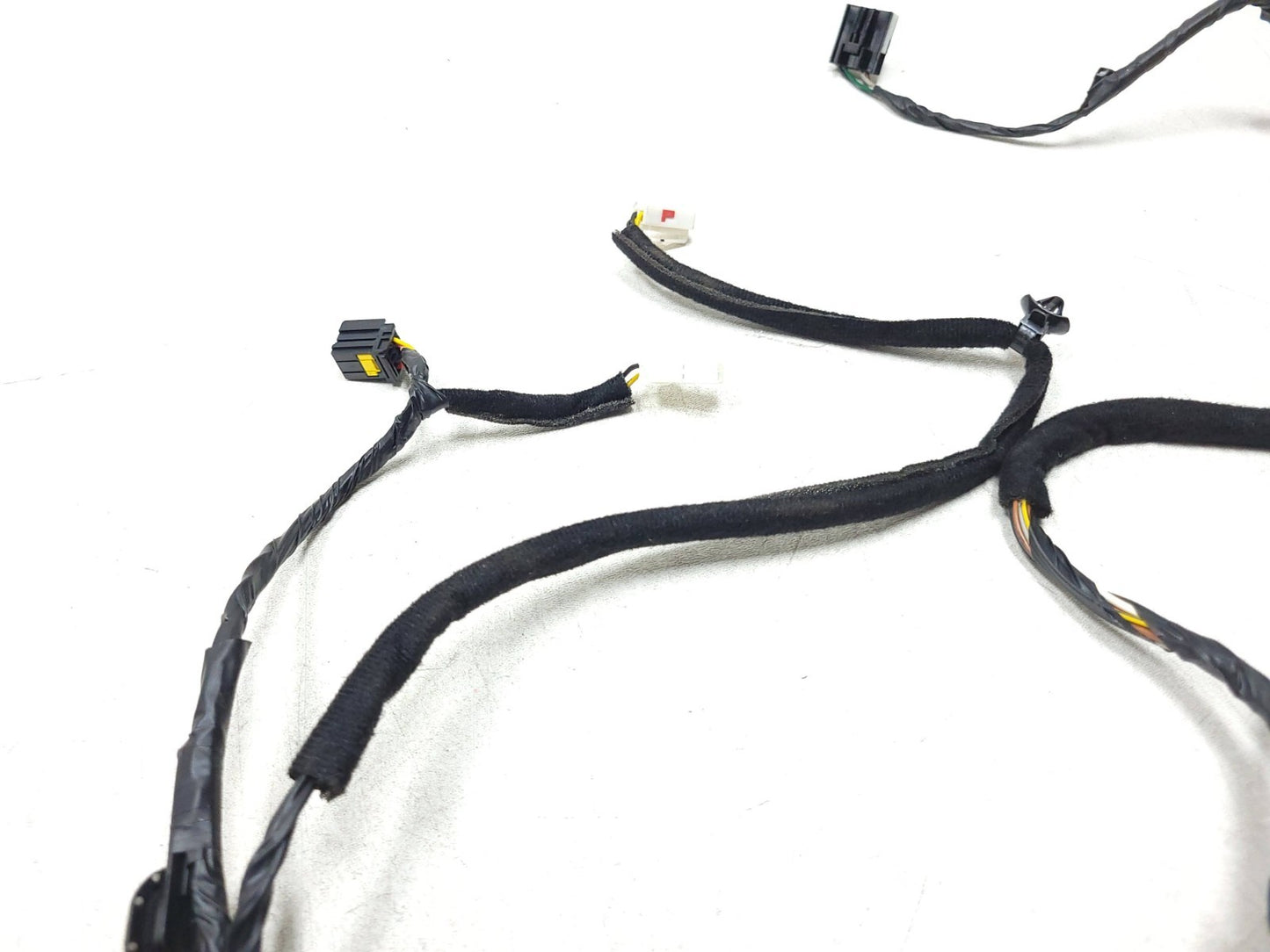 2012-2017 Hyundai Accent Front Right Door Wire Harness OEM 91610-1r165